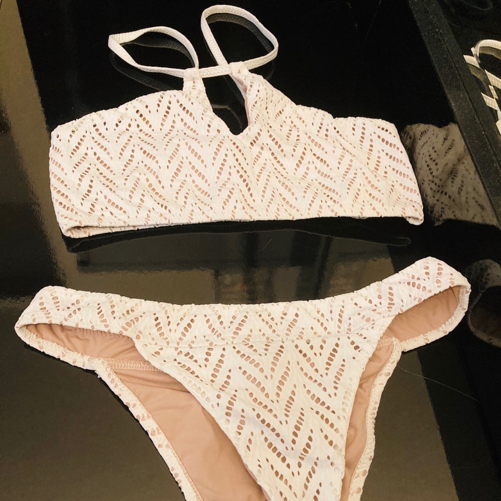 NEW Sexy Rosa Cha Brazilian White Swimsuit